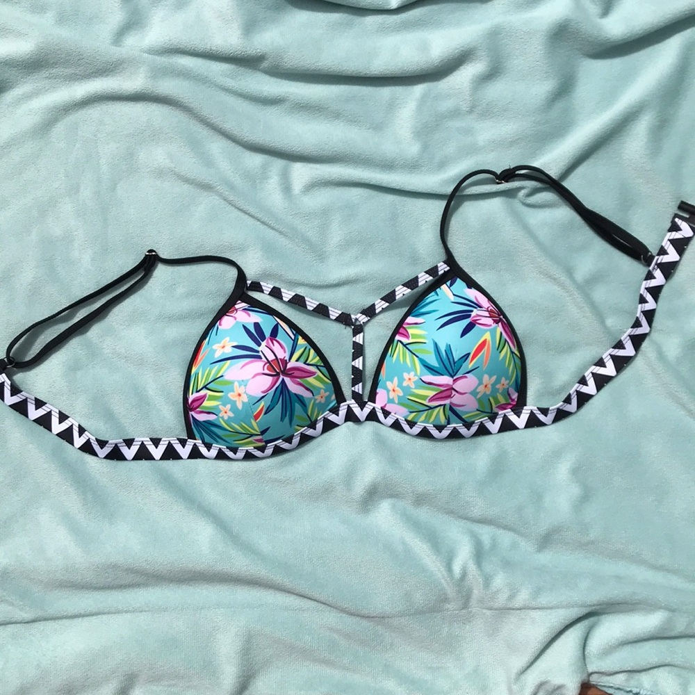Floral print bathing suit top